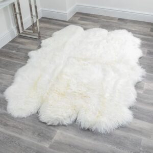 Ladson Sextuple Sheepskin Rug In Natural White